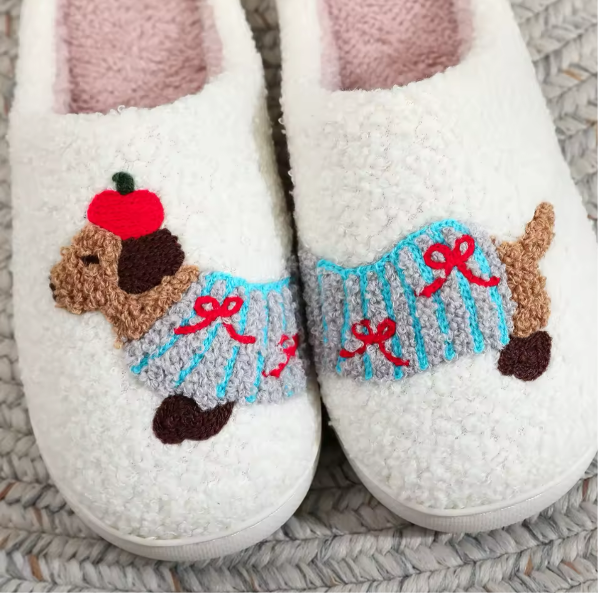 Sarah's Festive Dach Slides